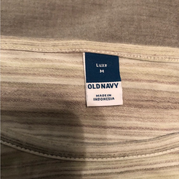 Striped tshirt from Old Navy womens size medium - Picture 3 of 4